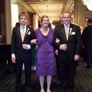 Meet your Posher, Sharon